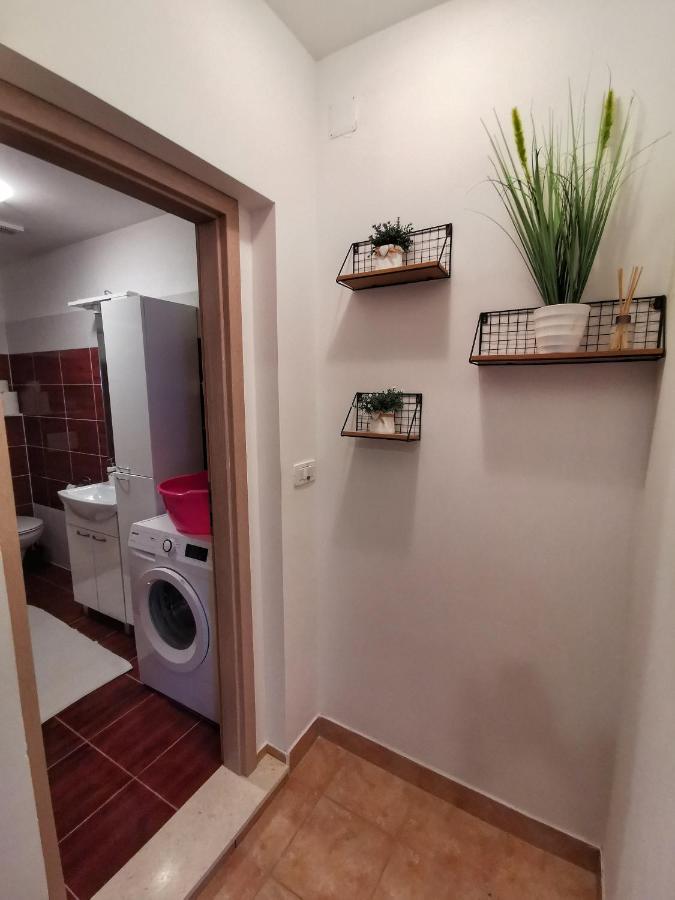 Apartments Plejic Seget Vranjica Ngoại thất bức ảnh