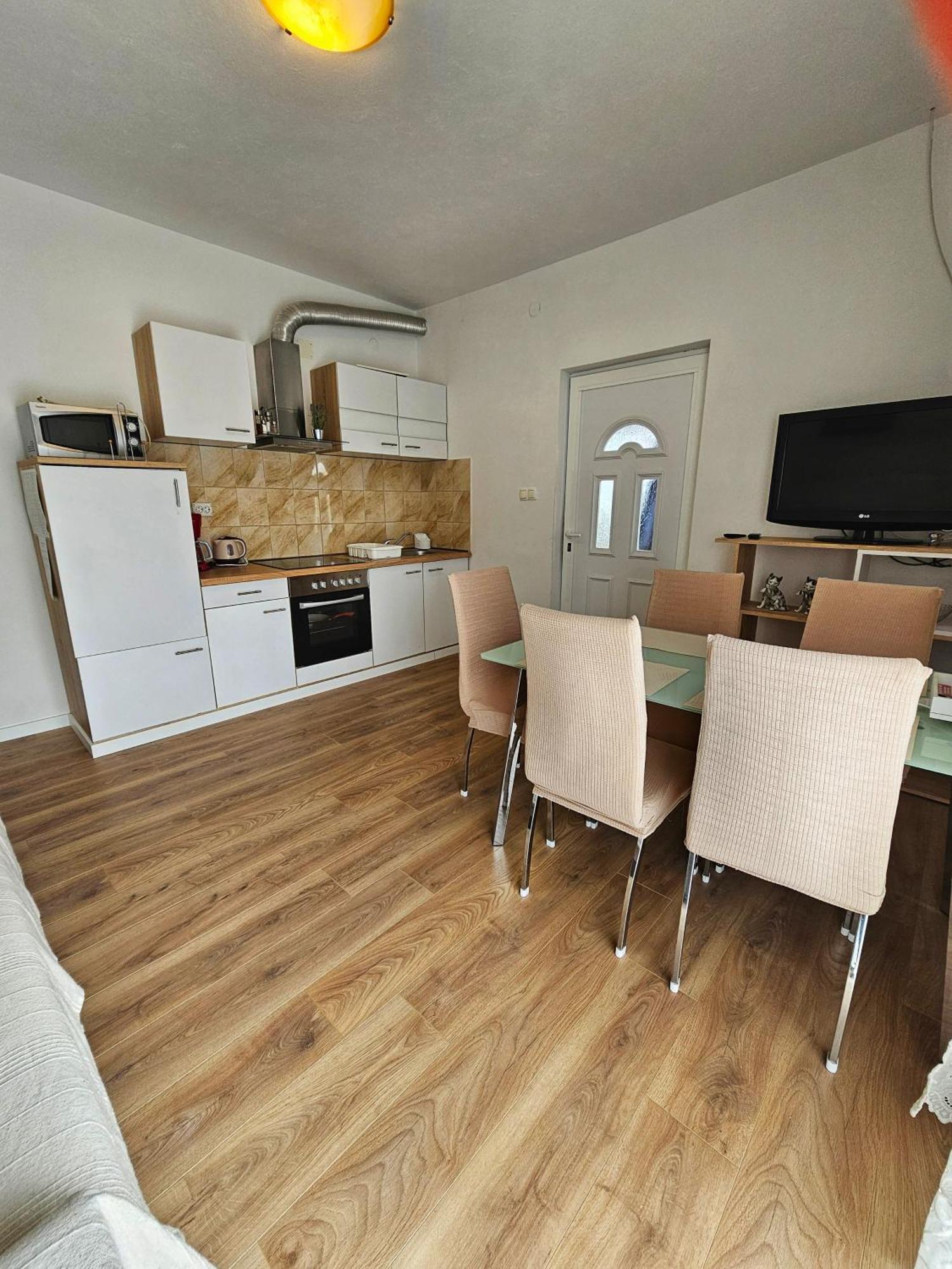Apartments Plejic Seget Vranjica Ngoại thất bức ảnh