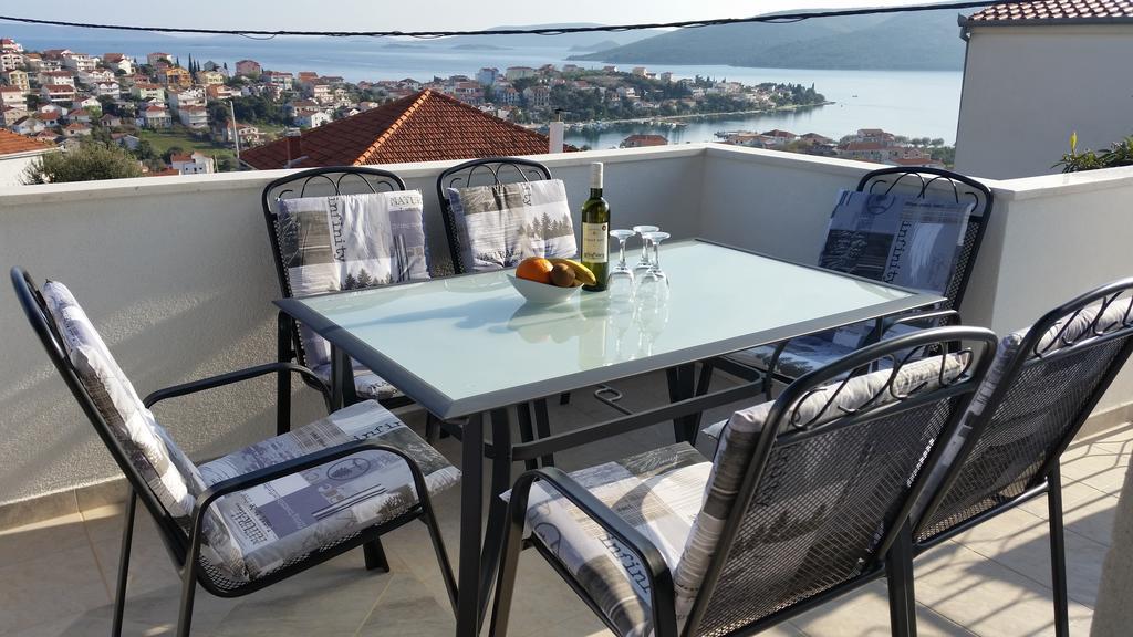 Apartments Plejic Seget Vranjica Ngoại thất bức ảnh